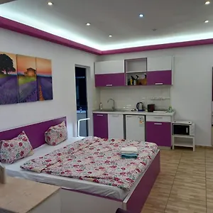 Center Dream Piata Universitate , Bucureşti România
